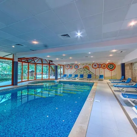 Sunrise Golden Sands 4* Warna