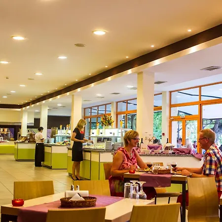 Sunrise Golden Sands Hotel