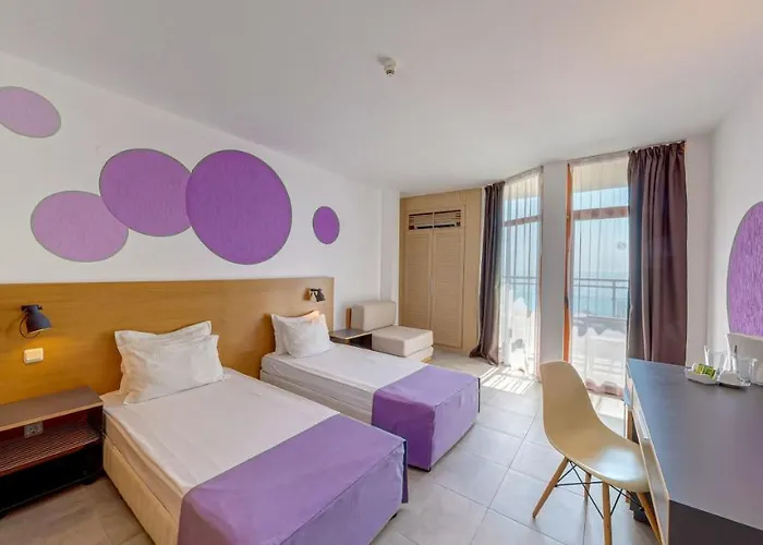 Hotel Sunrise Golden Sands 4*